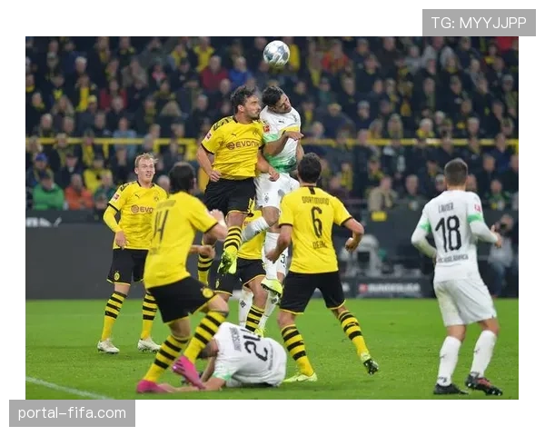 战术复盘：法兰克福如何通过中场换位破解门兴的肋部防守