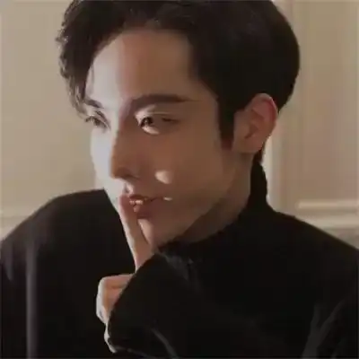 尹荷桐